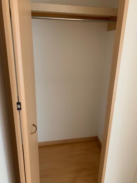 拡大写真:ルメルシエ 5階501の収納