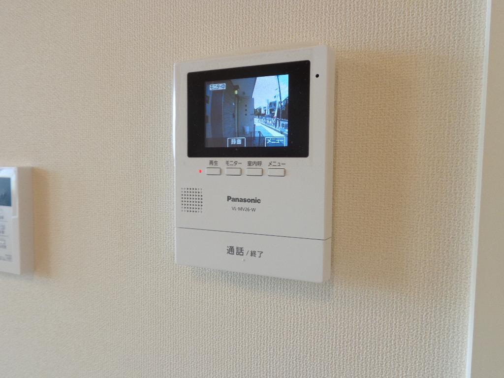 拡大写真:ピュア ハイム 2階202のカメラ付インターホン