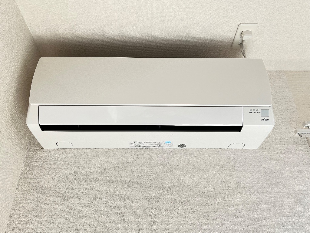 拡大写真:レジーナガーデン 1階103のエアコン