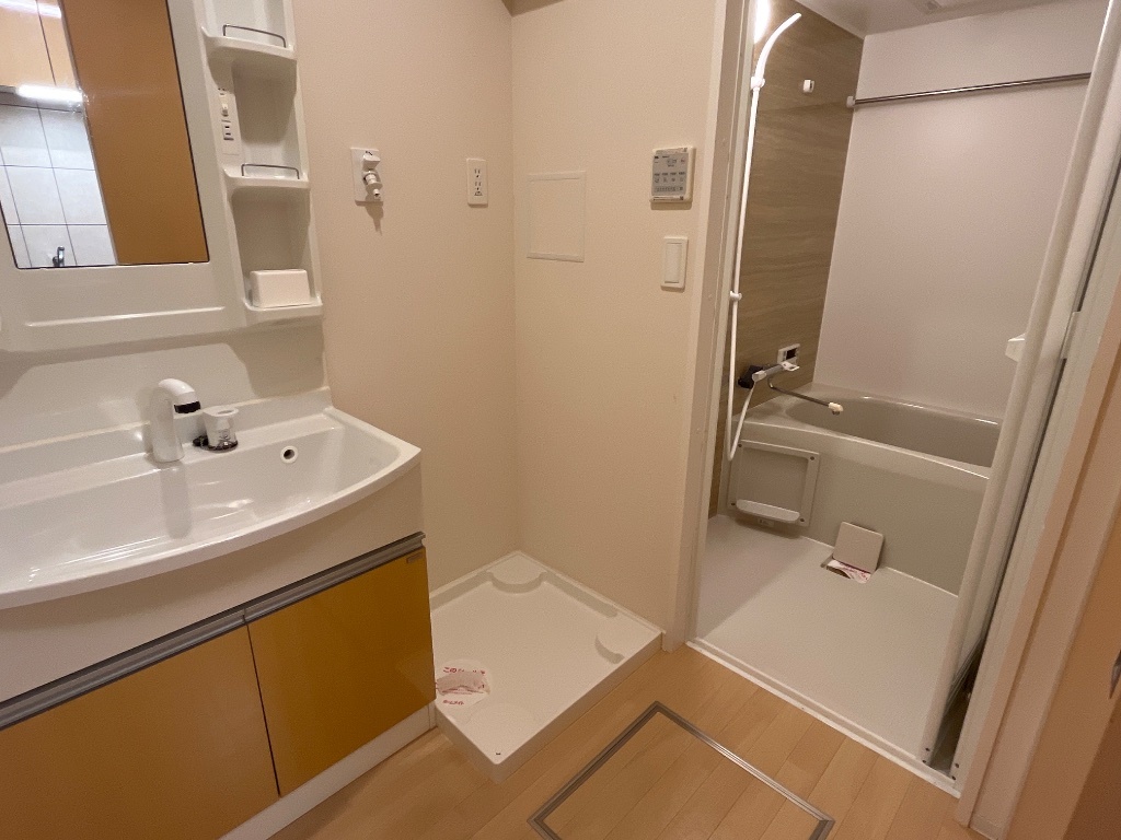 拡大写真:plum house 2階203の洗濯機置場