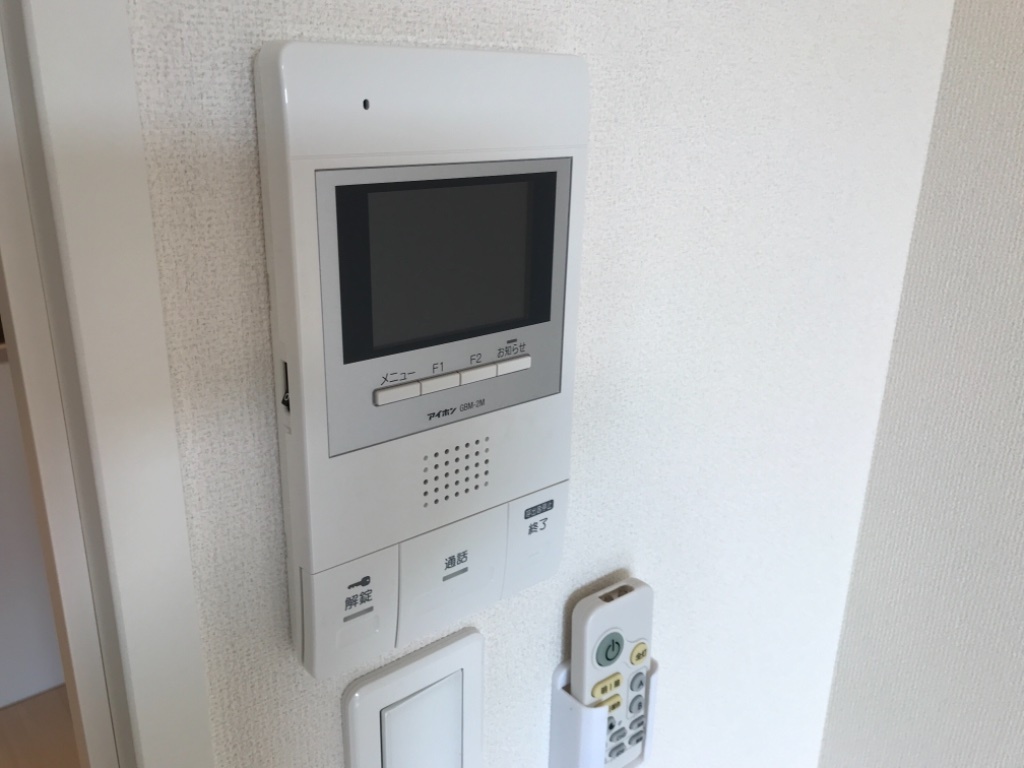 拡大写真:North Garden A棟 2階207のカメラ付インターホン