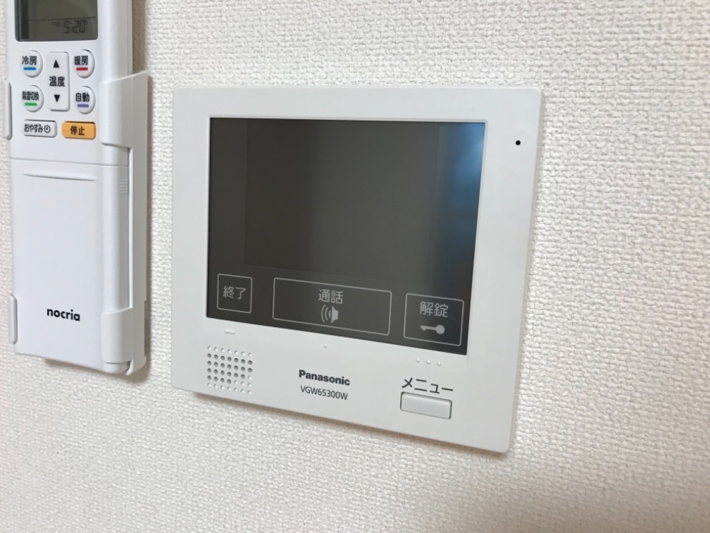 拡大写真：ビオロン 2階202のカメラ付インターホン