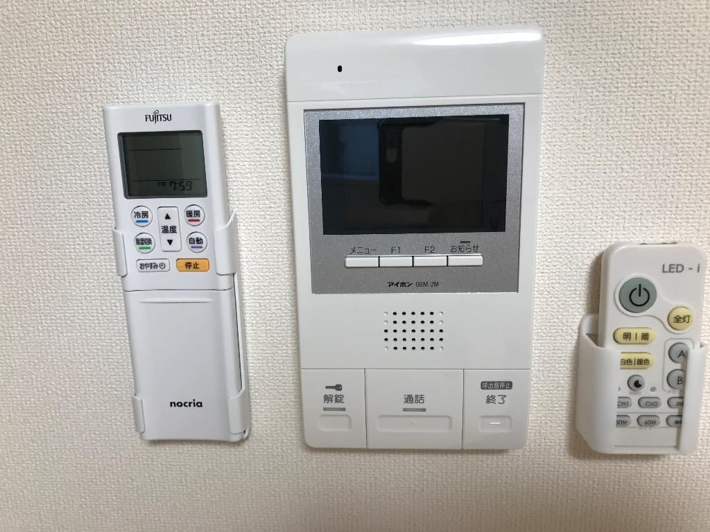 拡大写真:ラ・プラース古出来 3階306のカメラ付インターホン