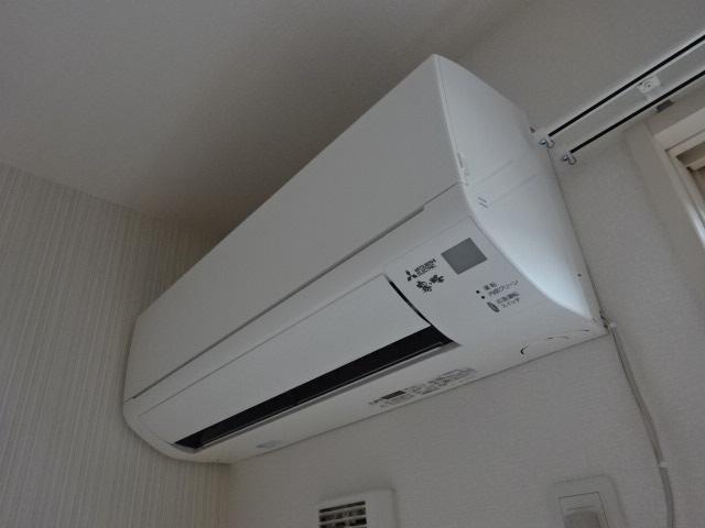 拡大写真:ソラーナ浜ノ茶屋 2階101のエアコン