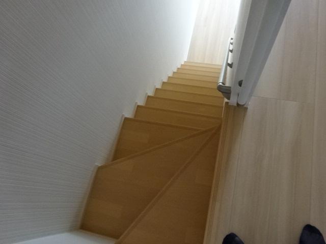 拡大写真:ソラーナ浜ノ茶屋 2階101の階段