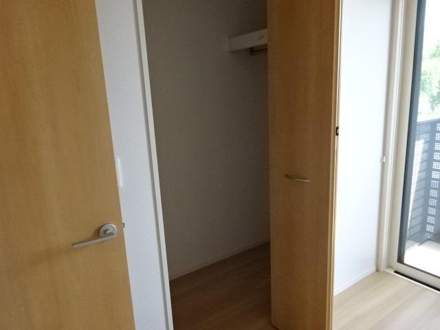 拡大写真:ソラーナ浜ノ茶屋 2階101の収納