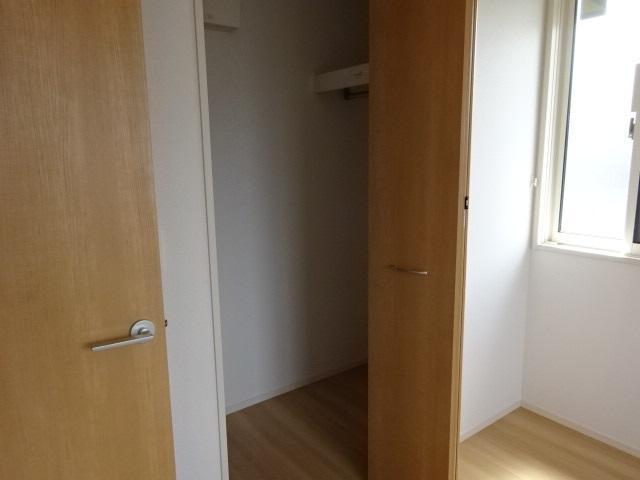 拡大写真:ソラーナ浜ノ茶屋 2階101の収納