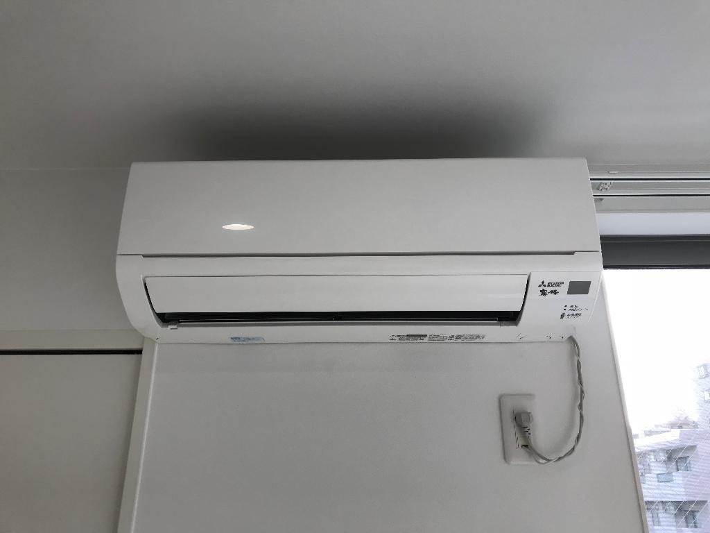 拡大写真:Embellir Trois(アンベリールトロワ) 1階102のエアコン