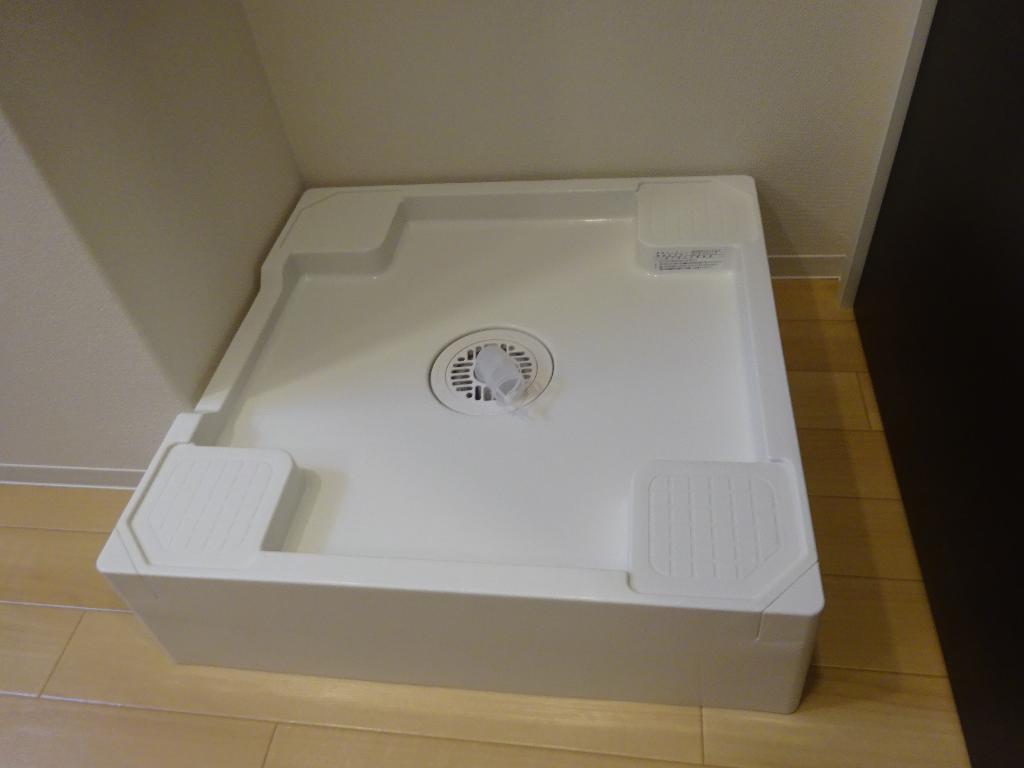 拡大写真:ハピネス呉竹 2階202の洗濯機置場