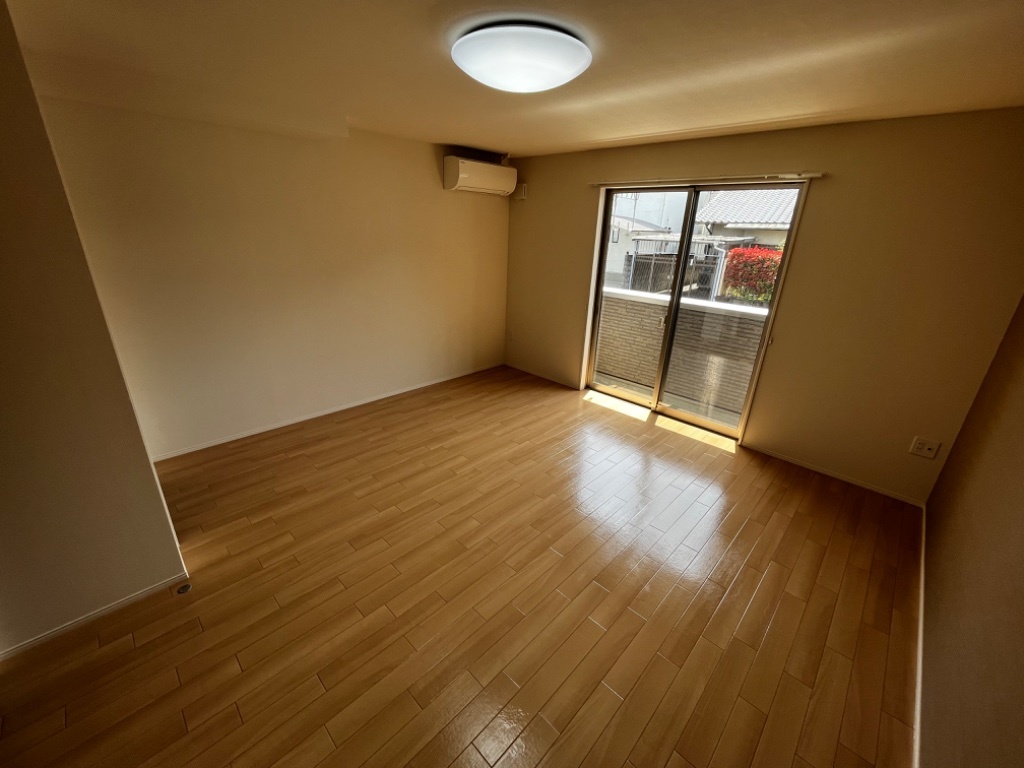 拡大写真:ヴィラ ハルモニア 1階101の洋室
