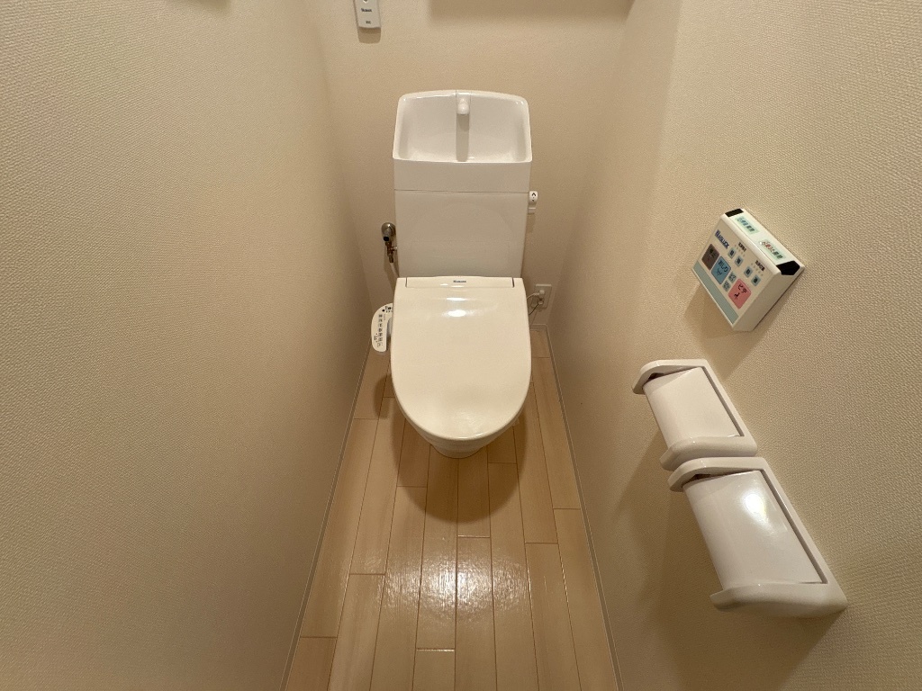 拡大写真:Casa美輪Ⅱ 2階202のトイレ