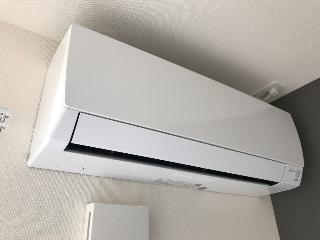 拡大写真:リフレイン東長崎 2階202のエアコン