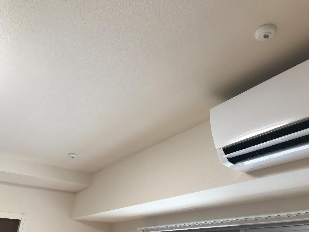 拡大写真:Chez KOTOBUKI -シェ・コトブキ- 5階501の室内物干し