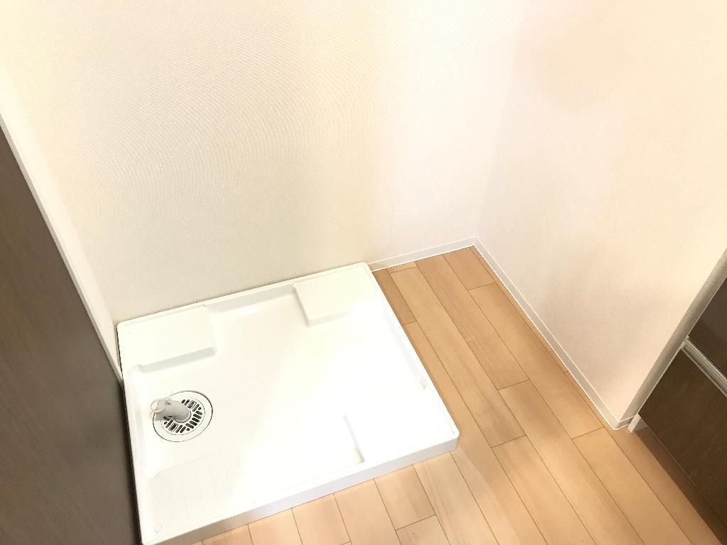 拡大写真:Chez KOTOBUKI -シェ・コトブキ- 5階501の洗濯機置場