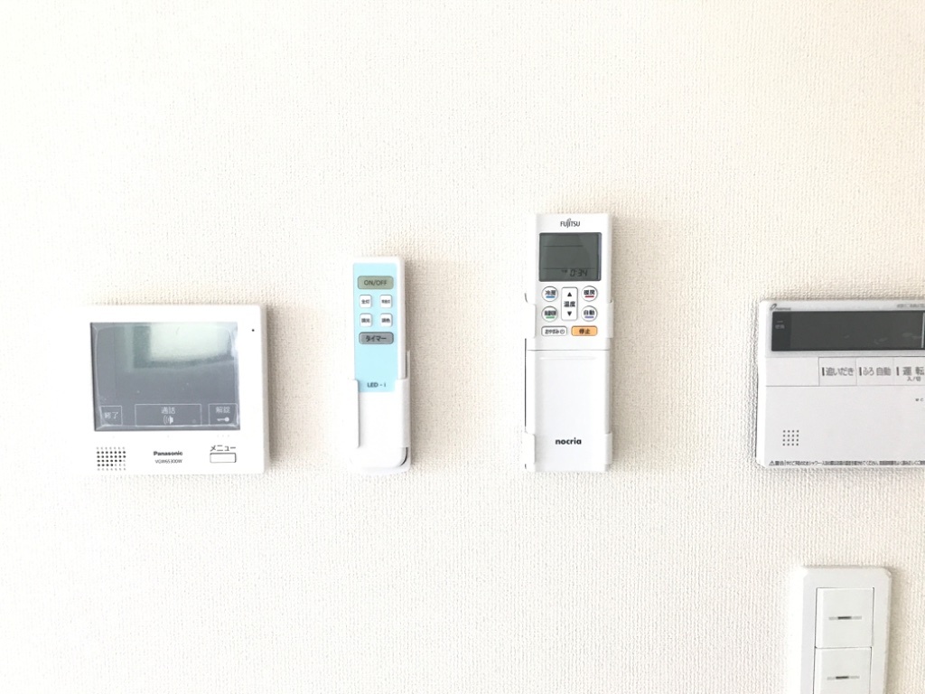 拡大写真:Pia Niiza 1階106のTVモニターホン