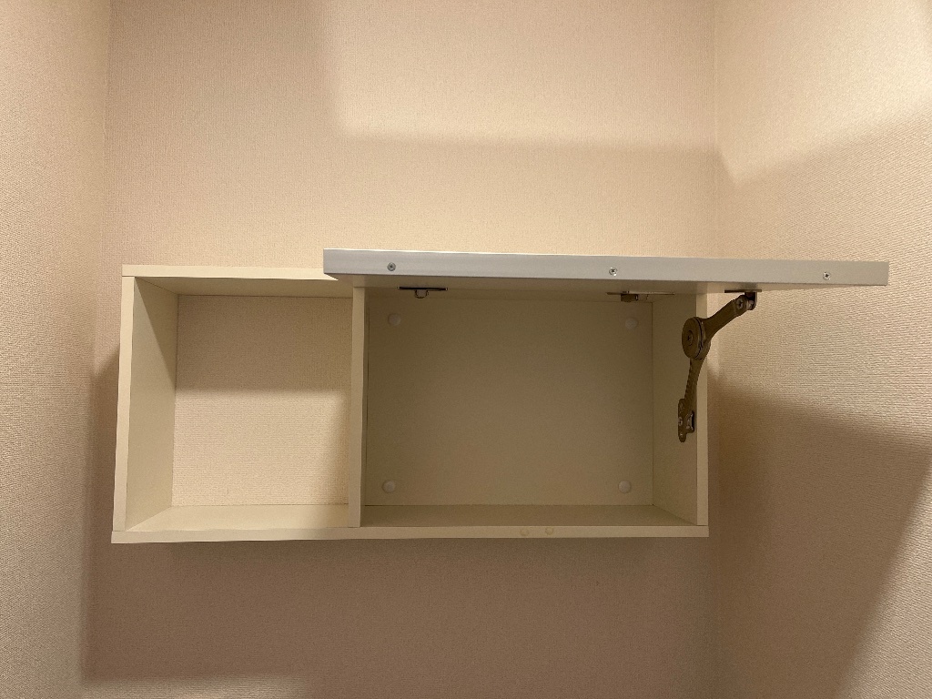 拡大写真:プレジール 1階102のトイレ収納
