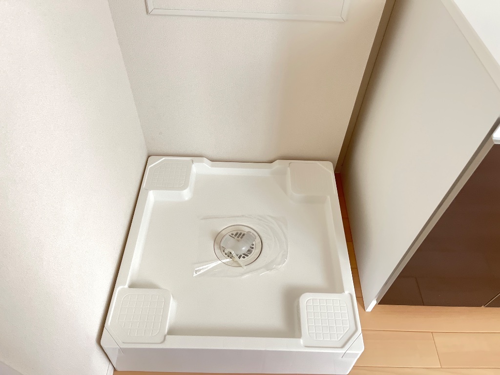 拡大写真:エクシード中ノ目 2階202の洗濯機置き場