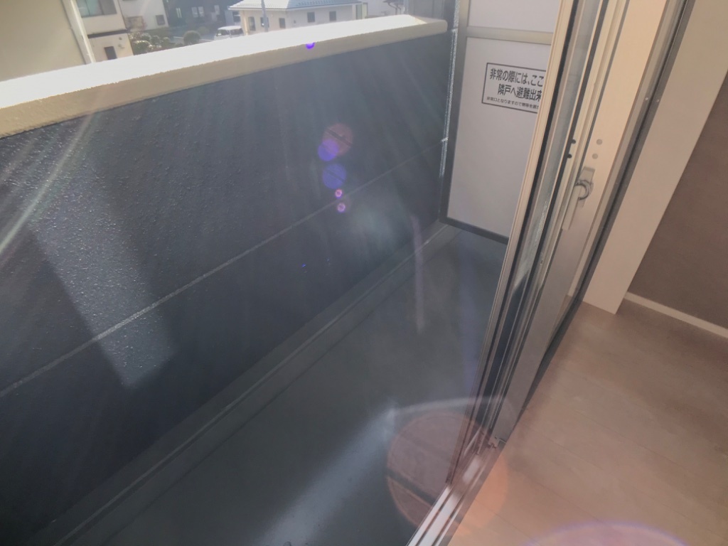 拡大写真:アルコイル上並榎 2階202のベランダ