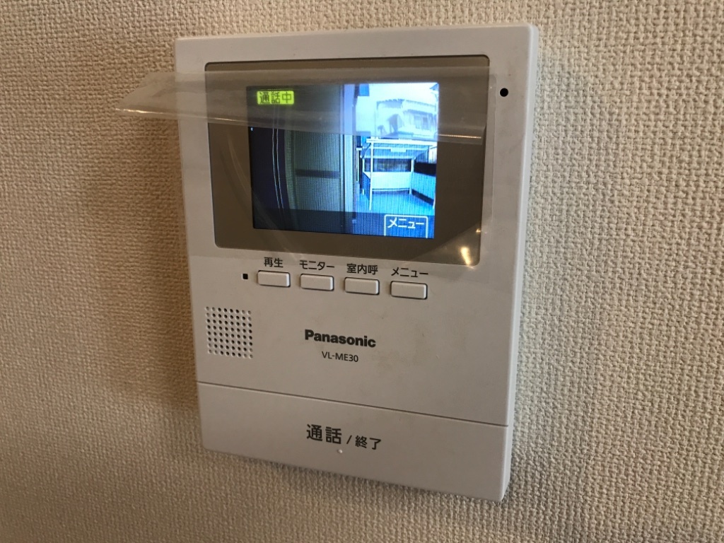 拡大写真:ボンヌール・リガシー 2階201のカメラ付インターホン