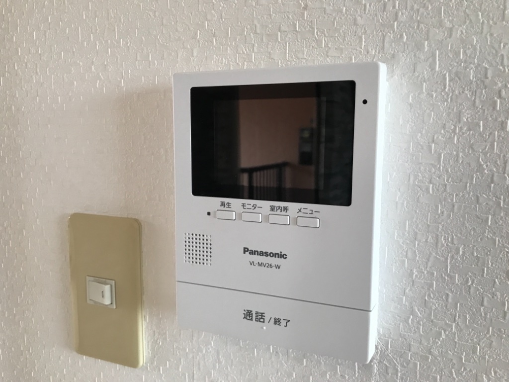 拡大写真:神戸市北区藤原台南町3丁目 2階201のカメラ付インターホン