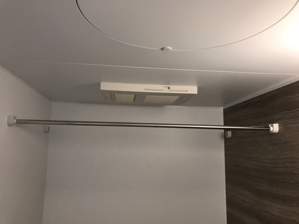 拡大写真:リーゾス 1階107の浴室乾燥機
