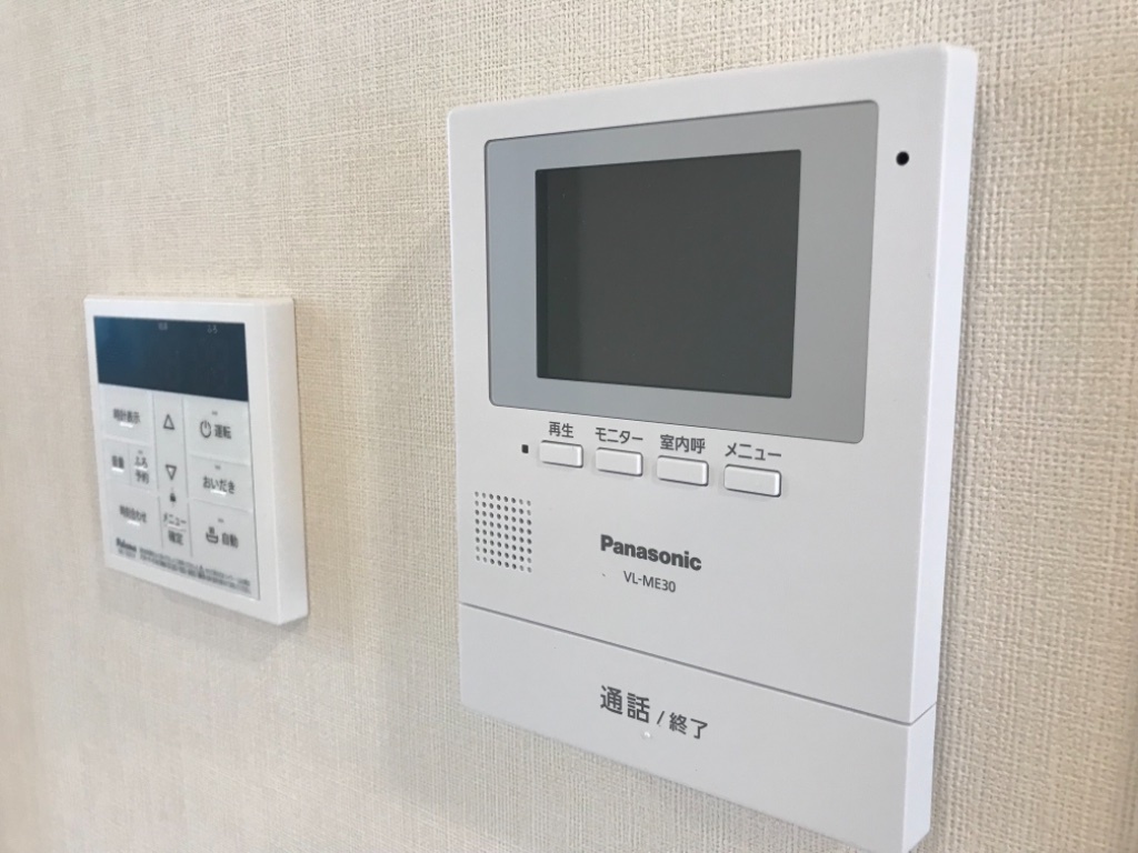 拡大写真：グランディール 1階102のカメラ付インターホン