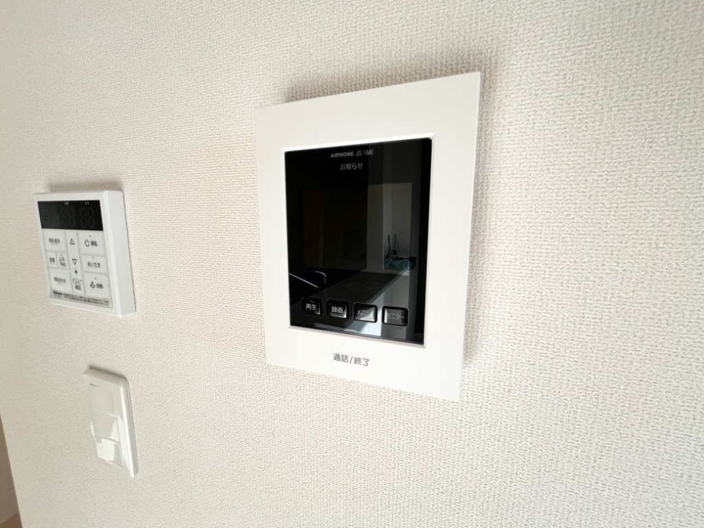 拡大写真:サンタプレイスⅦ 1階108のカメラ付インターホン