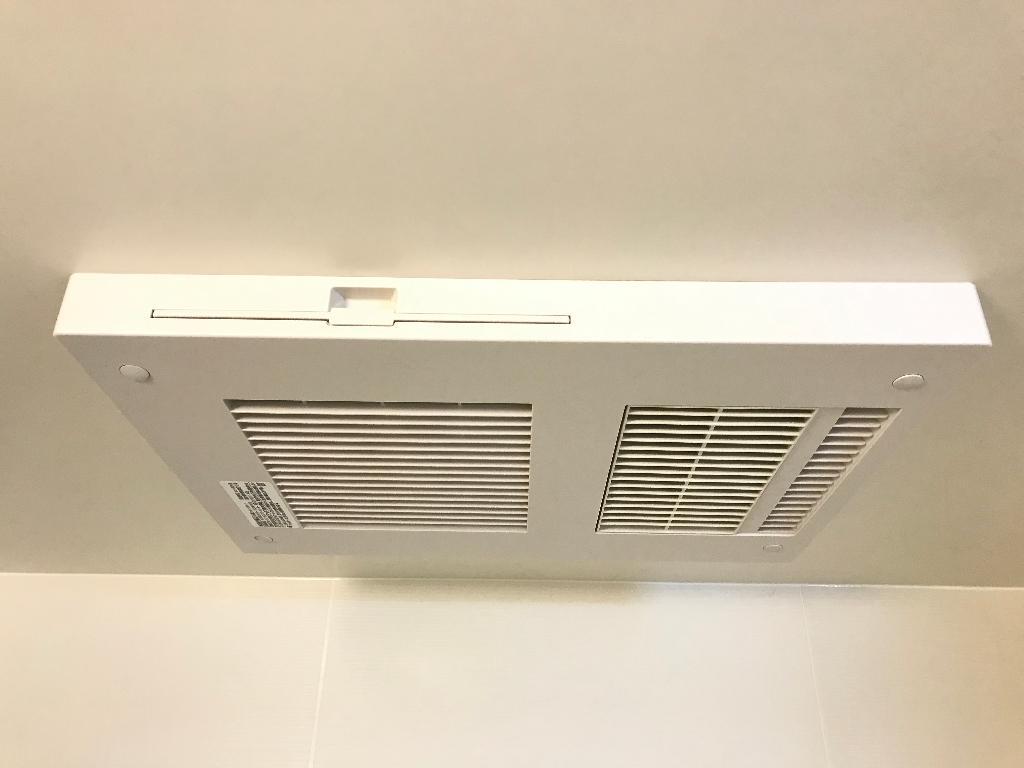 拡大写真:サンタプレイスⅦ 1階108の浴室乾燥機