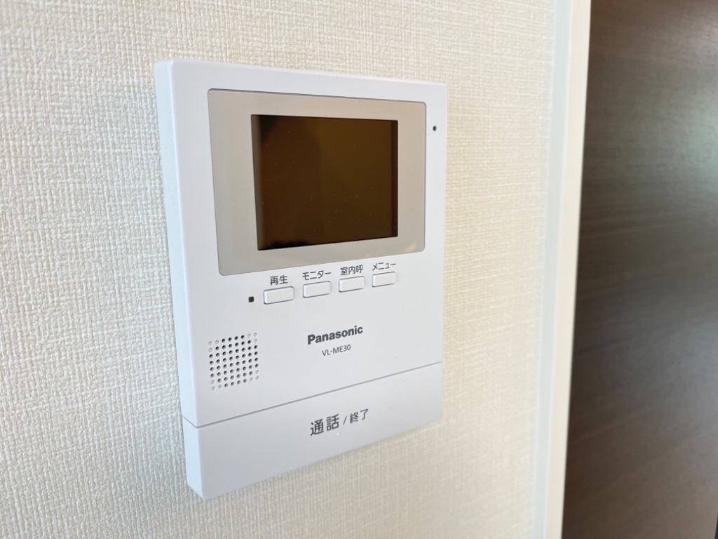拡大写真:エクレール館向 1階102のカメラ付インターホン