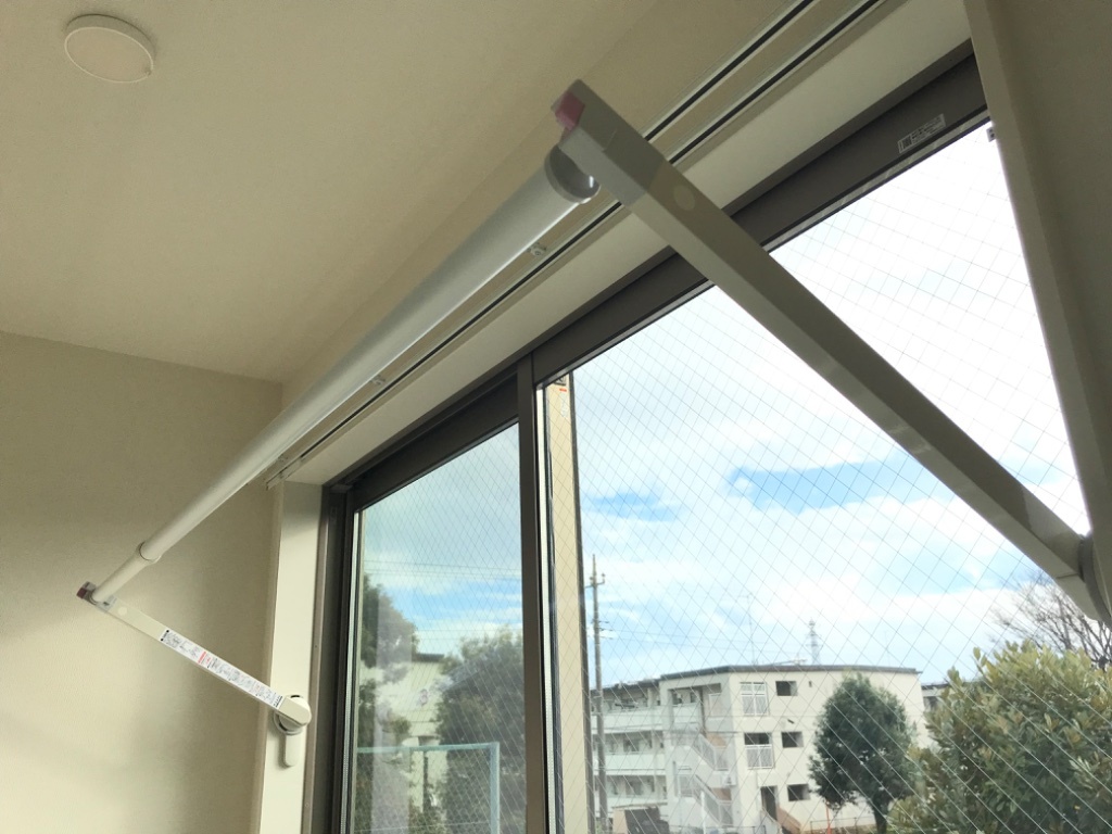 拡大写真:サニーヴィラ 2階201の室内物干し