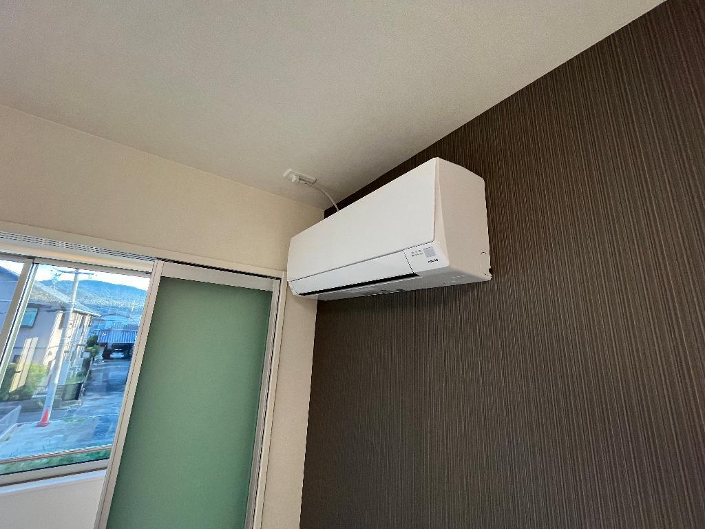 拡大写真:レガシーコートⅡ 2階203のエアコン