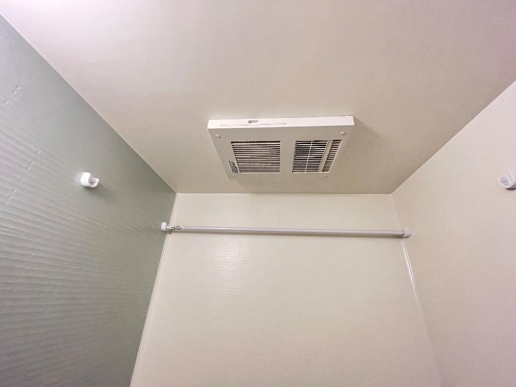拡大写真:レガシーコートⅡ 2階203の浴室乾燥機