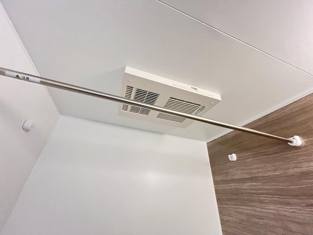 拡大写真:ターナリー熊谷 2階205の浴室乾燥機