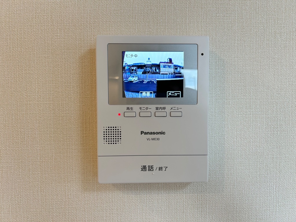 拡大写真:URARAKA 2階206のカメラ付インターホン