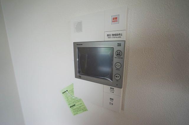 拡大写真:アルティザ博多リバーフロント 8階803のカメラ付インターホン(イメージ)