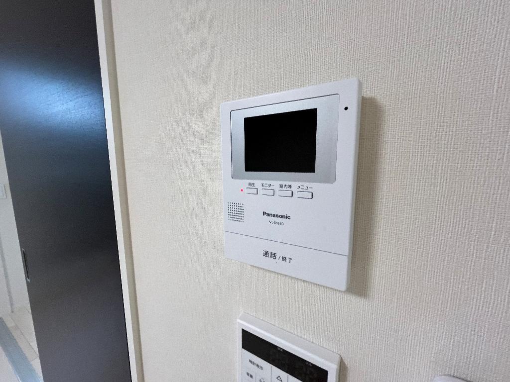 拡大写真:FK4 2階206のカメラ付インターホン