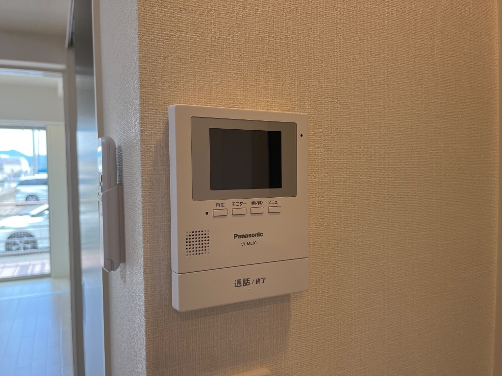 拡大写真:ベルソール 1階101のカメラ付インターホン