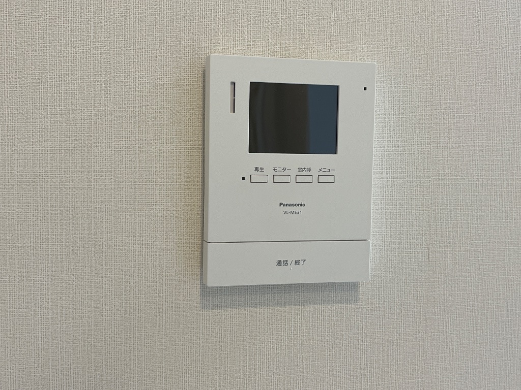 拡大写真:グランデージ松ヶ丘 1階103のカメラ付インターホン