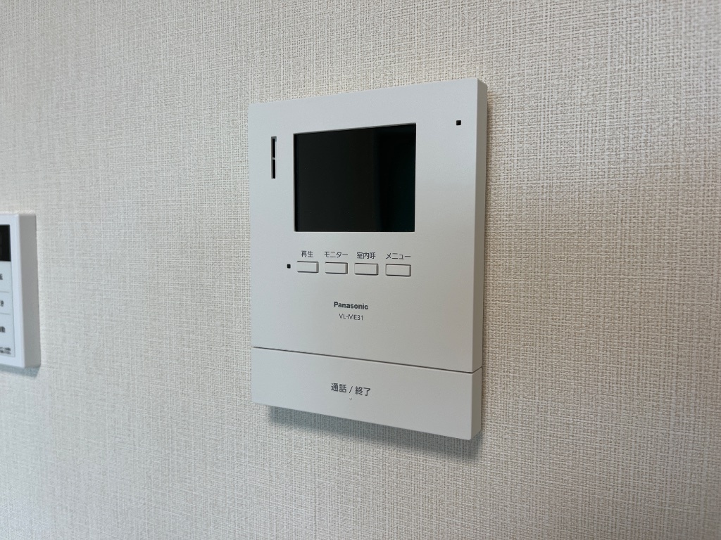 拡大写真:グランデージ松ヶ丘 2階203のカメラ付インターホン