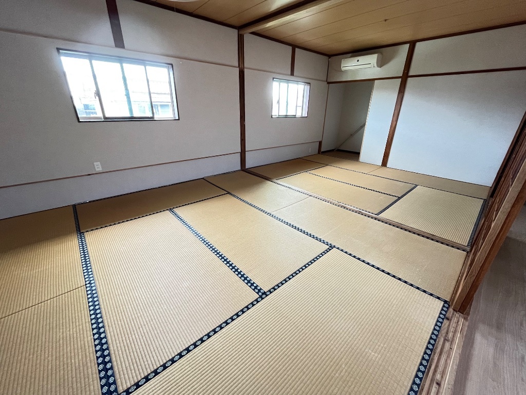 拡大写真:南稲堀戸建て2階 2階1の和室