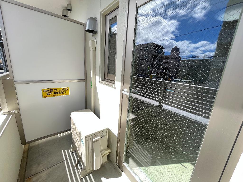 拡大写真:セラヴィ箱崎 3階305のベランダ(イメージ)