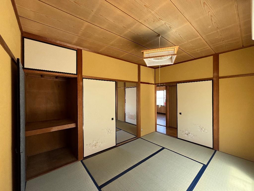 拡大写真:愛西市須依町北前 1階B-1の和室