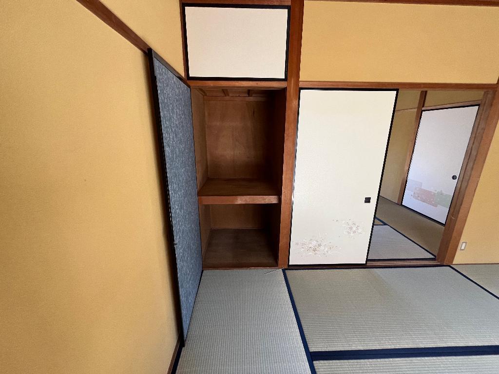 拡大写真:愛西市須依町北前 1階B-1の収納