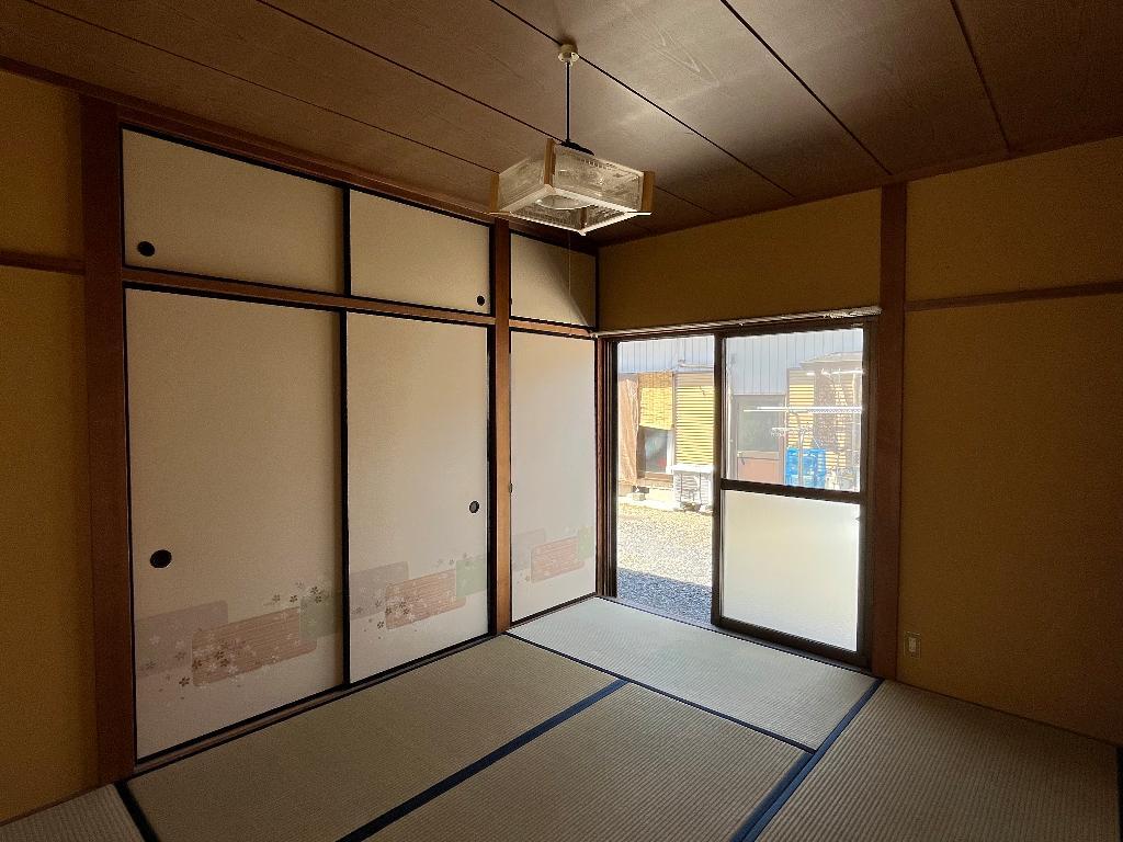 拡大写真:愛西市須依町北前 1階B-1の和室