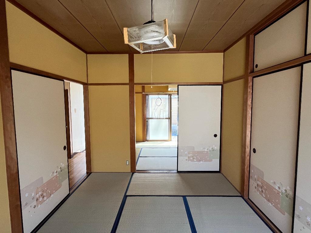 拡大写真:愛西市須依町北前 1階B-1の和室