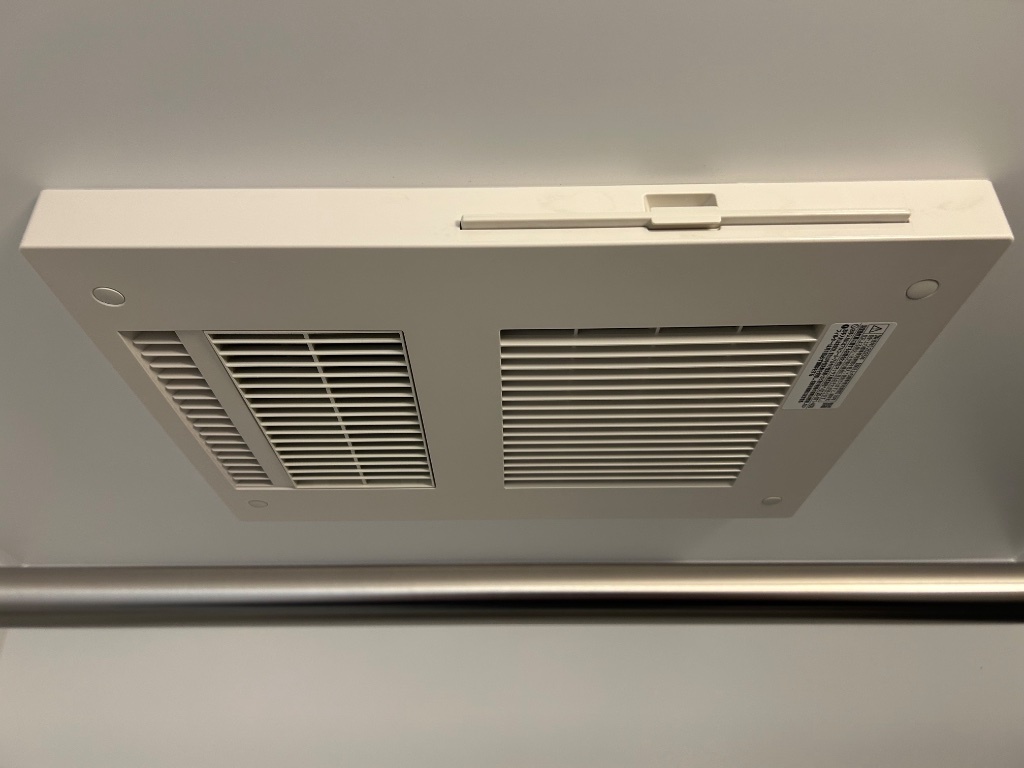 拡大写真:プレシャスワン翔(Precious one翔) 1階106の浴室乾燥機