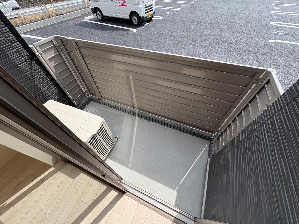 拡大写真:Le.Lien広崎 1階102の専用庭