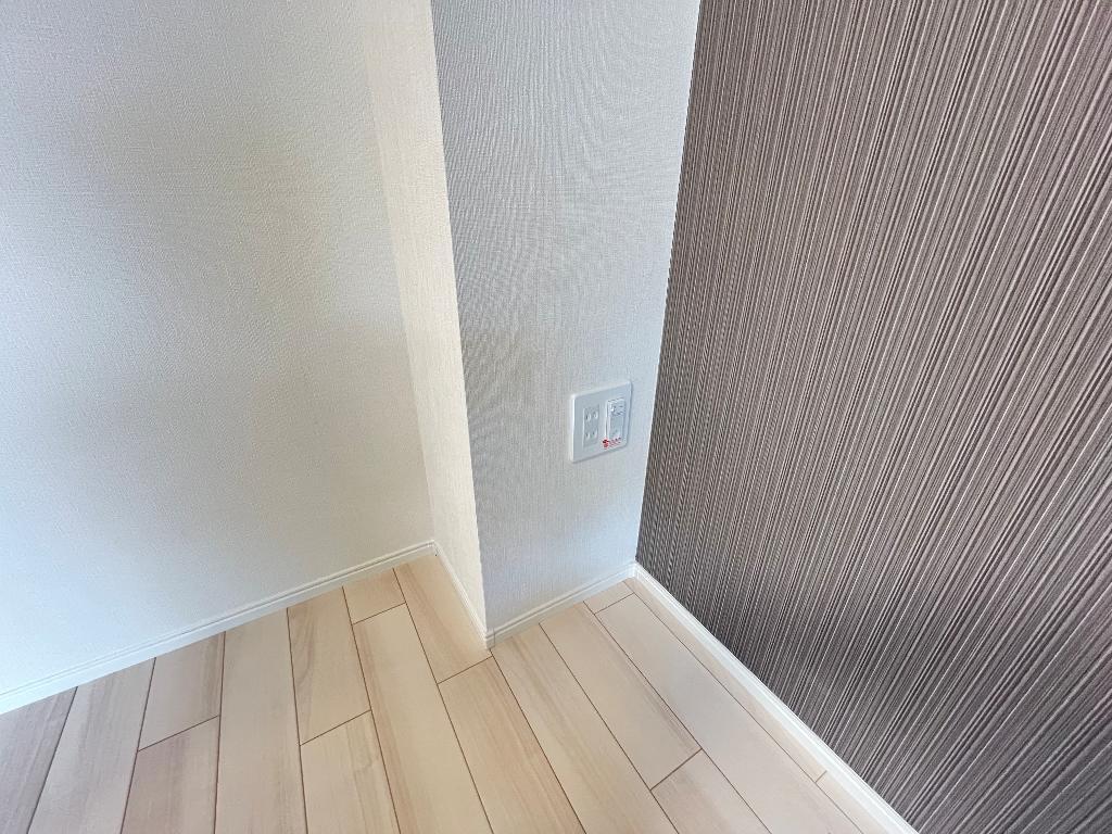拡大写真:アジャート 2階206の埋込型Wi-Fi