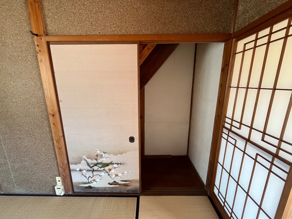 拡大写真：愛西市勝幡町新町 2階1の収納