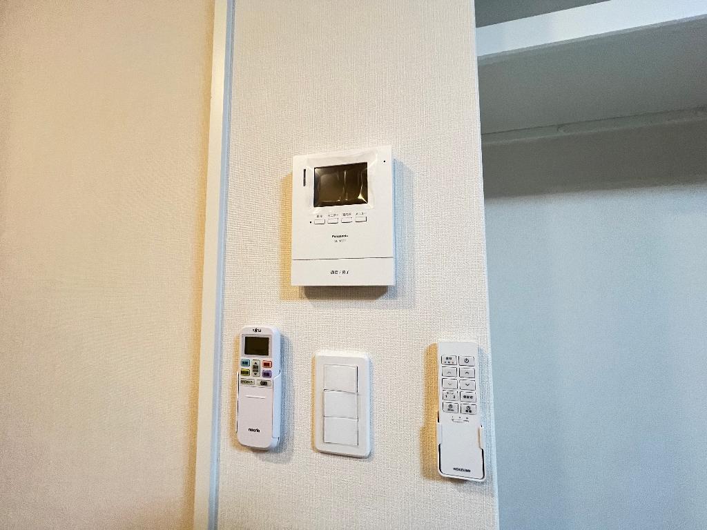 拡大写真:Liberte 1階103のカメラ付インターホン